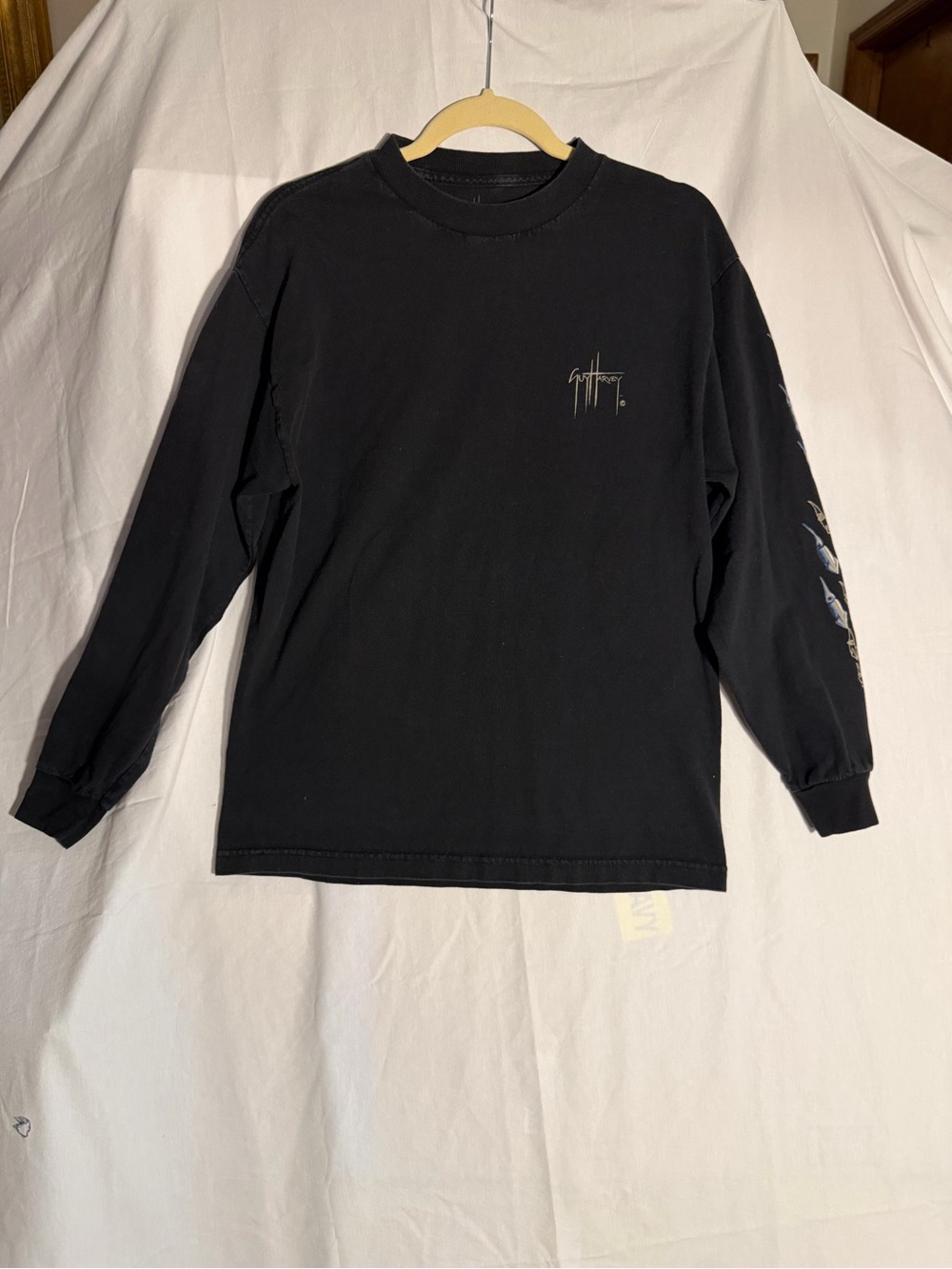 #351 Men's Guy Harvey Black Long-Sleeve Graphic Crewneck Shirt